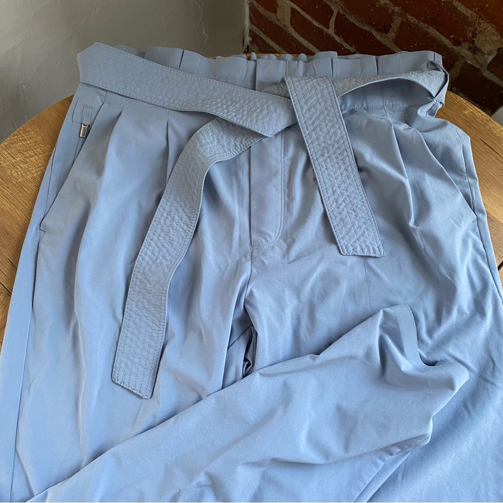 Athleta Skyline Pant II size 6 in Blue Star color